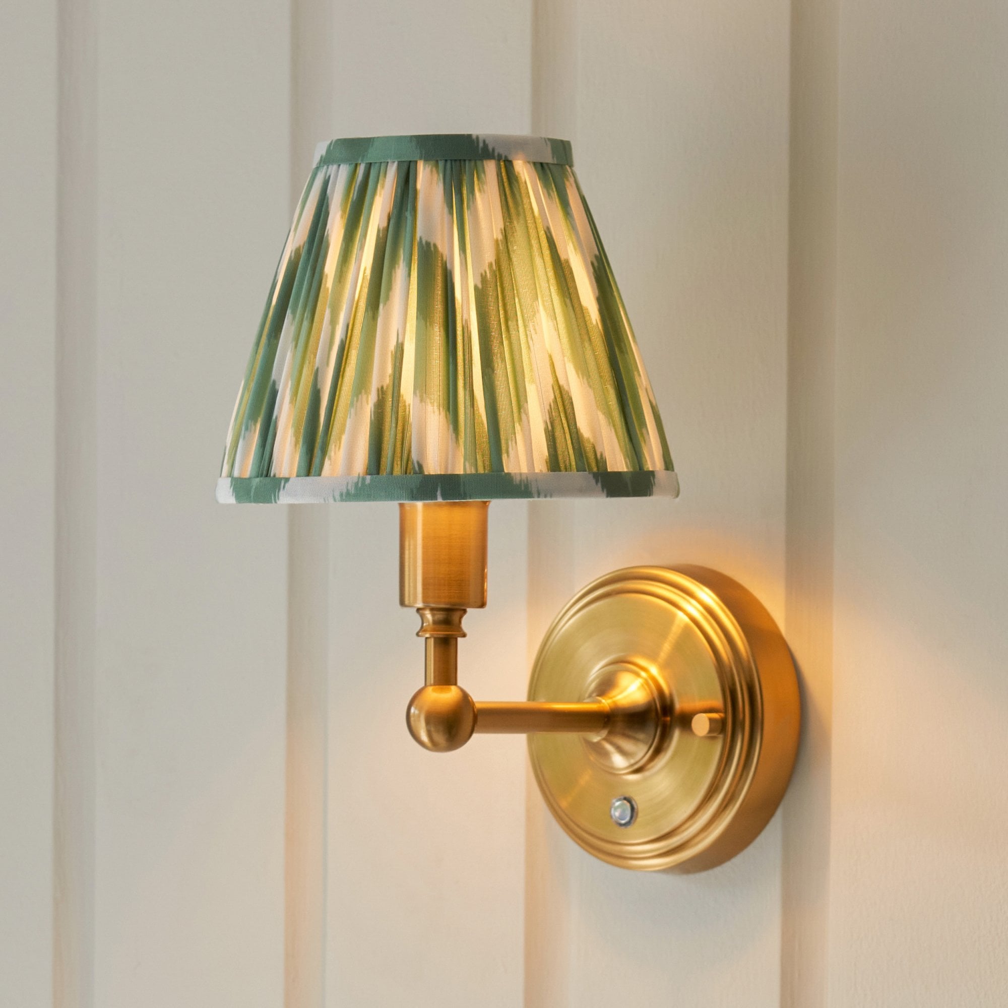 Endon Burley Rechargeable Wall Light & Zigzag 16cm Cotswold Green Shade