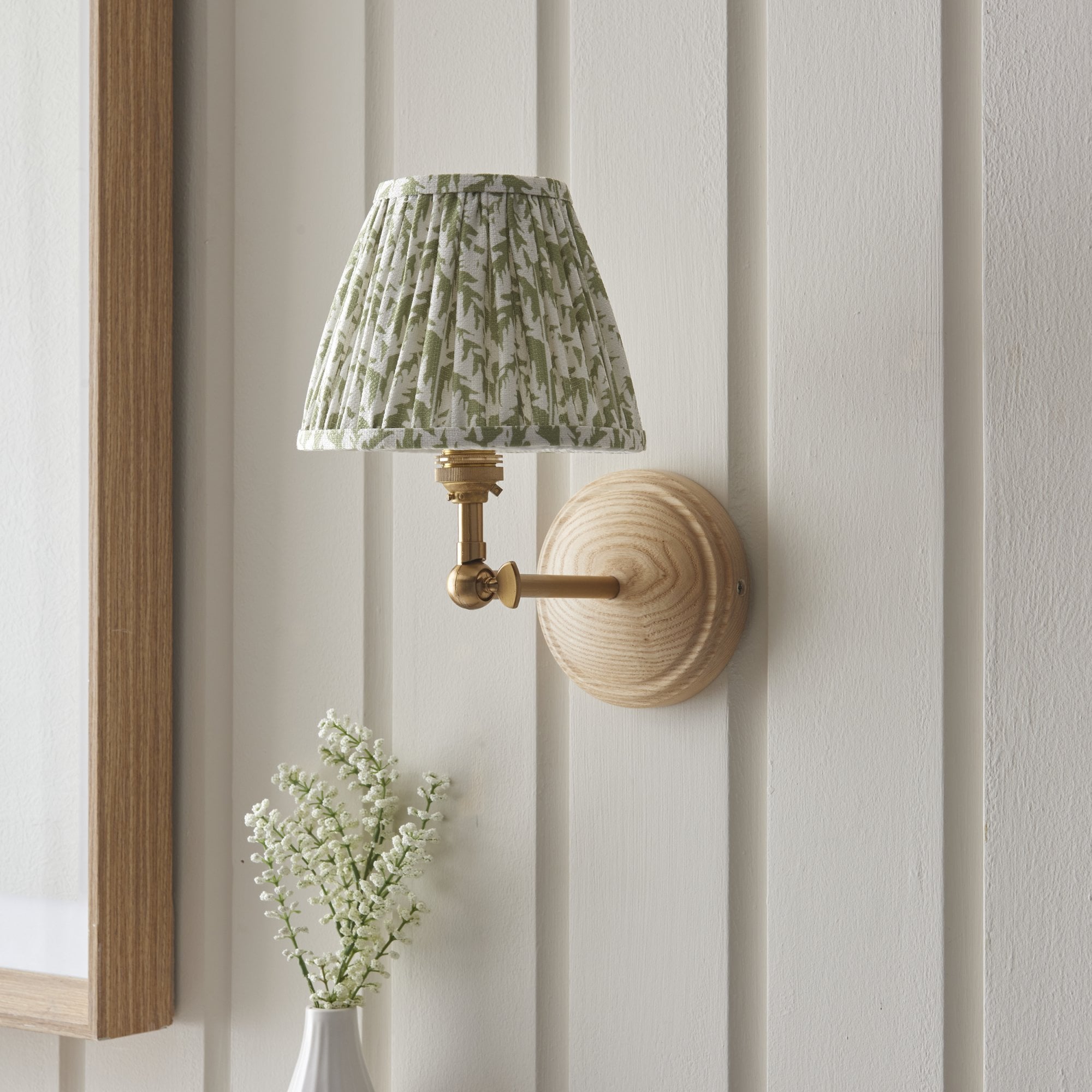 Endon Wood Wing Wall Light & Leaf 16cm Herb Garden Green Shade