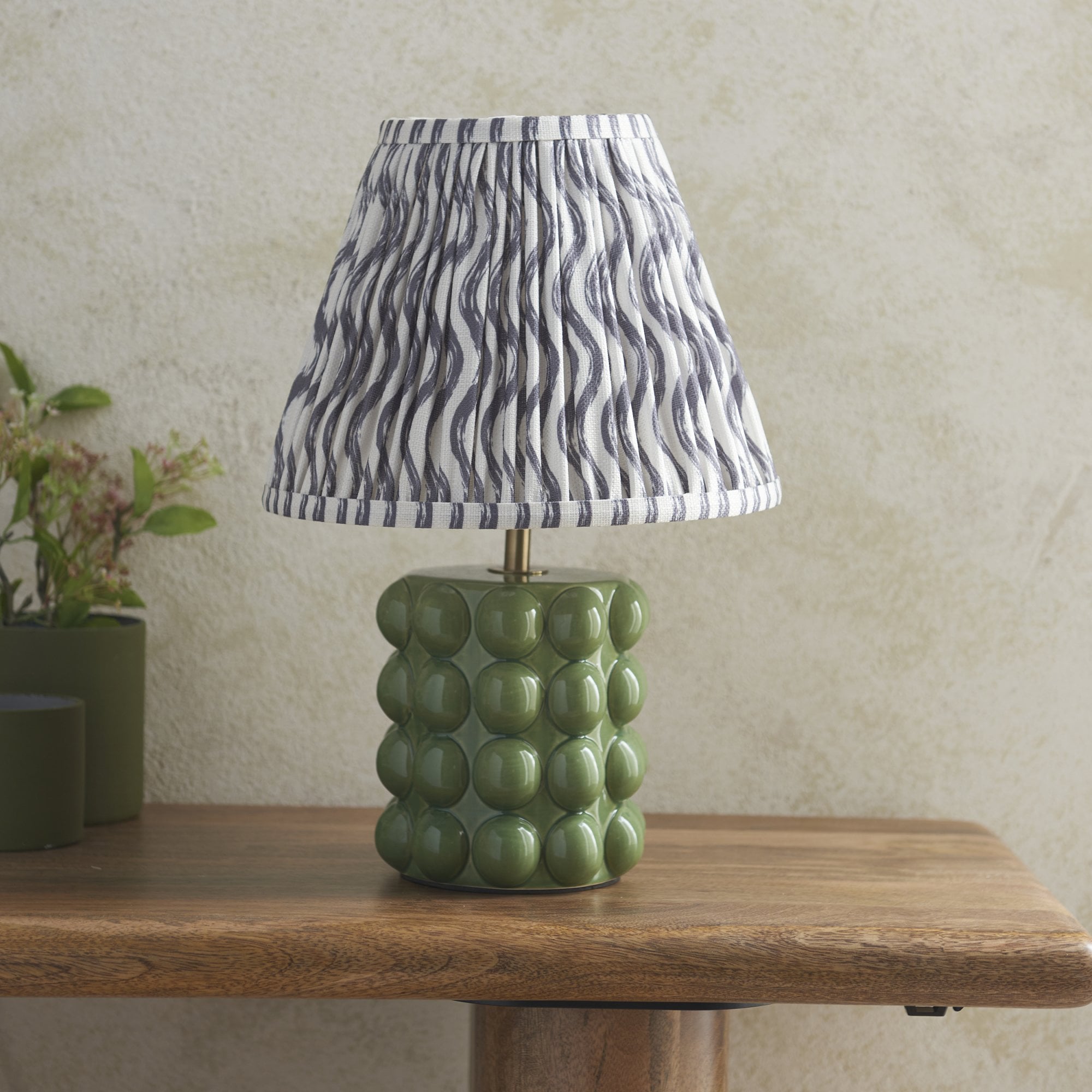 Endon Bobble Table Lamp & Ripple 25cm Pearl Grey Shade