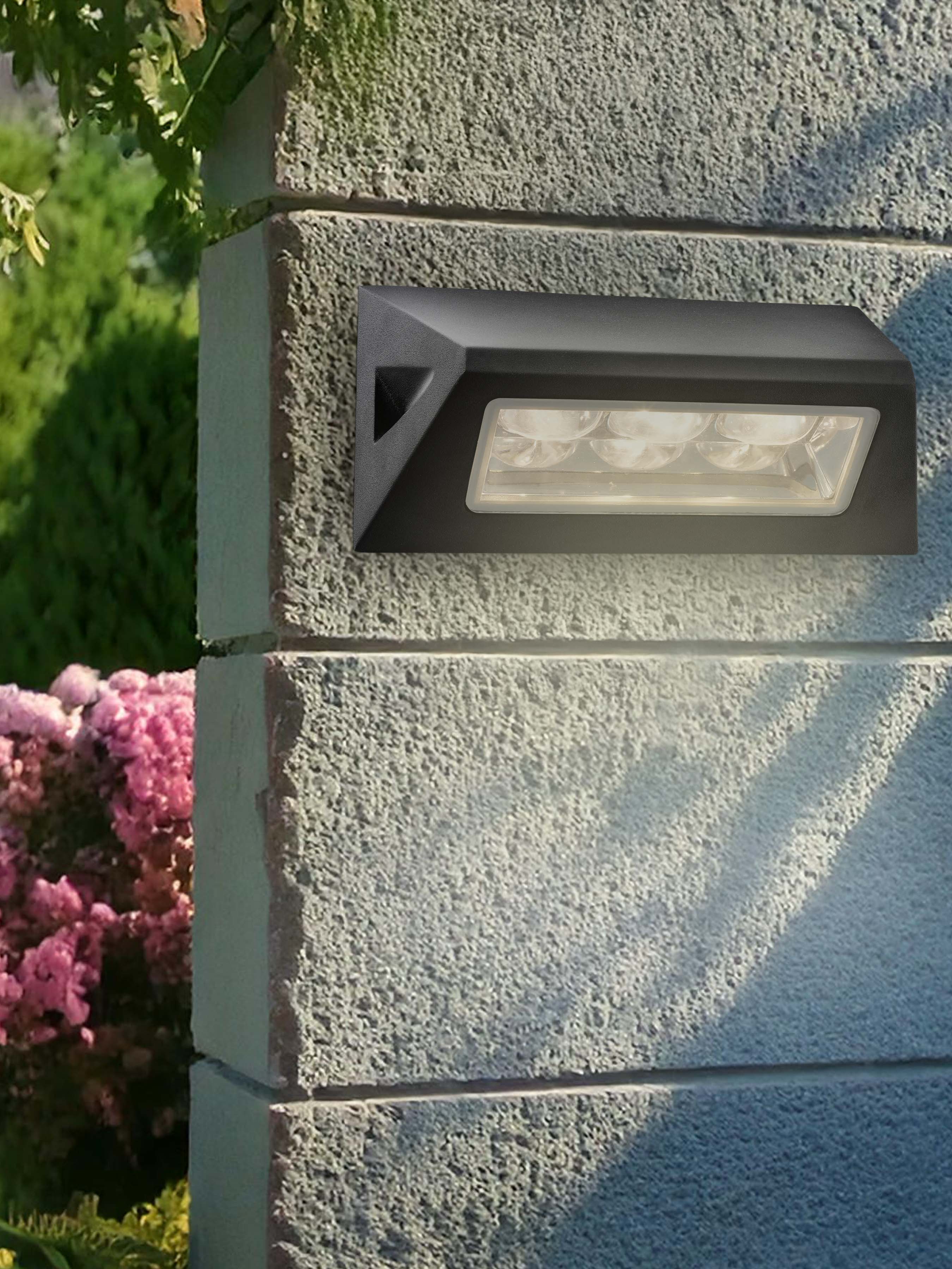 Searchlight Patmos LED Outdoor Wall Light - Black with Glass Diffuser - IP44