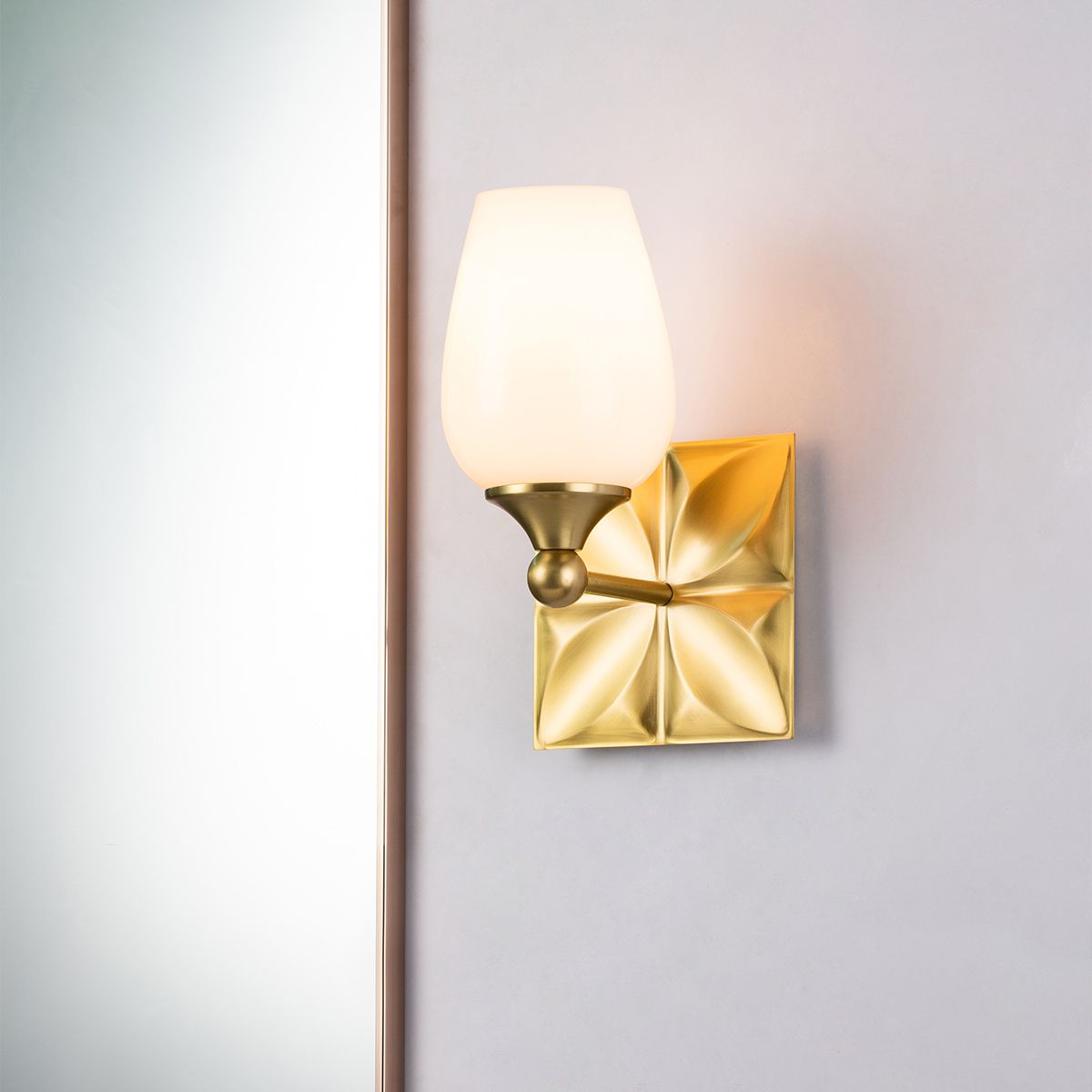 Quintiesse Epsilon 1 Light Wall Light - Aged Brass