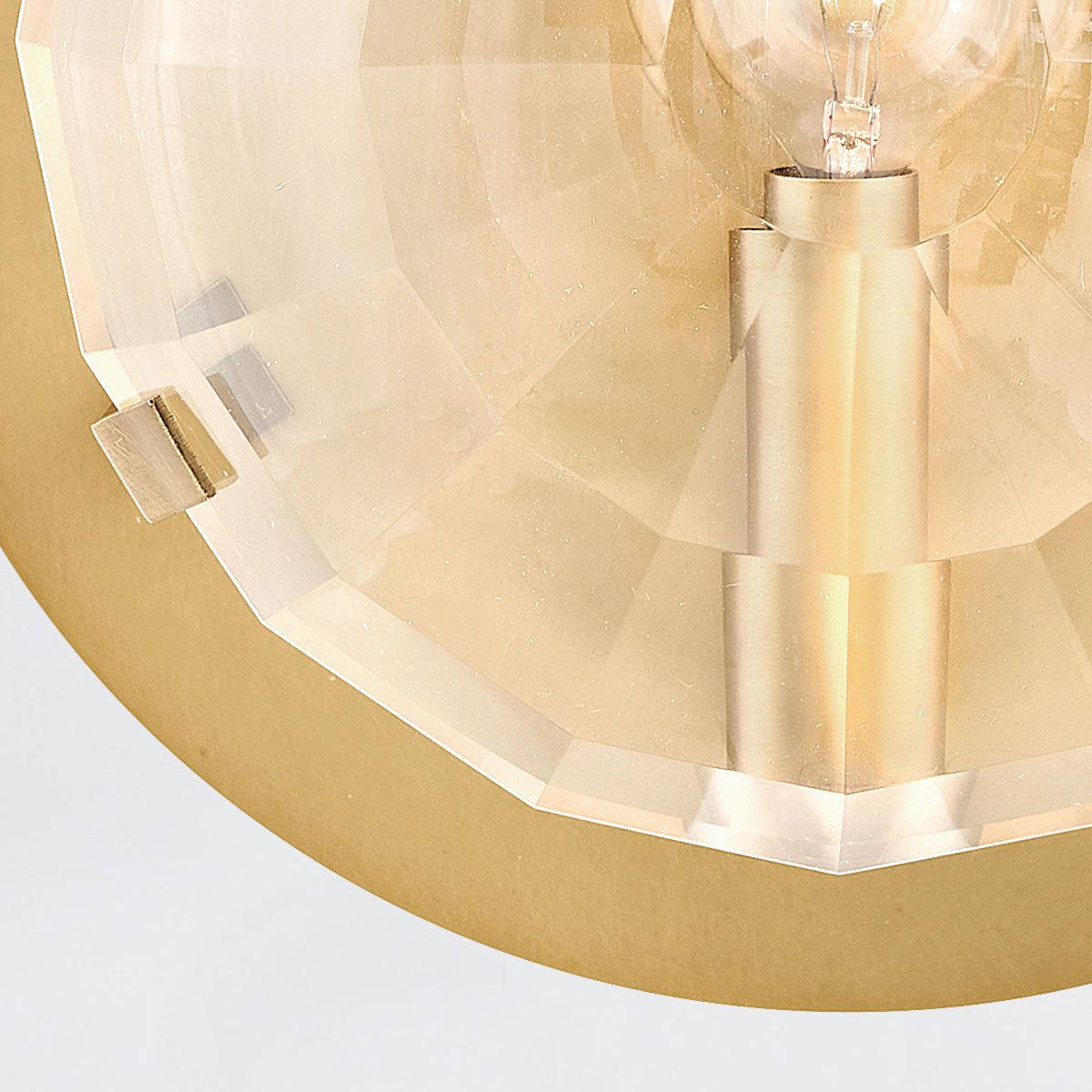 Quintiesse Leo 1 Light Wall Light - Heritage Brass