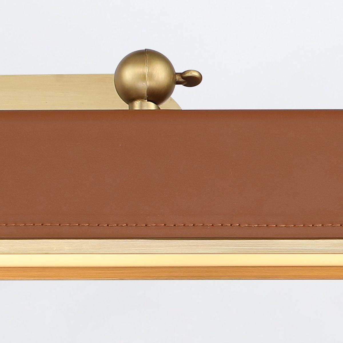 Quintiesse Valise Large LED Picture Light - Vintage Brass & Cognac Leather