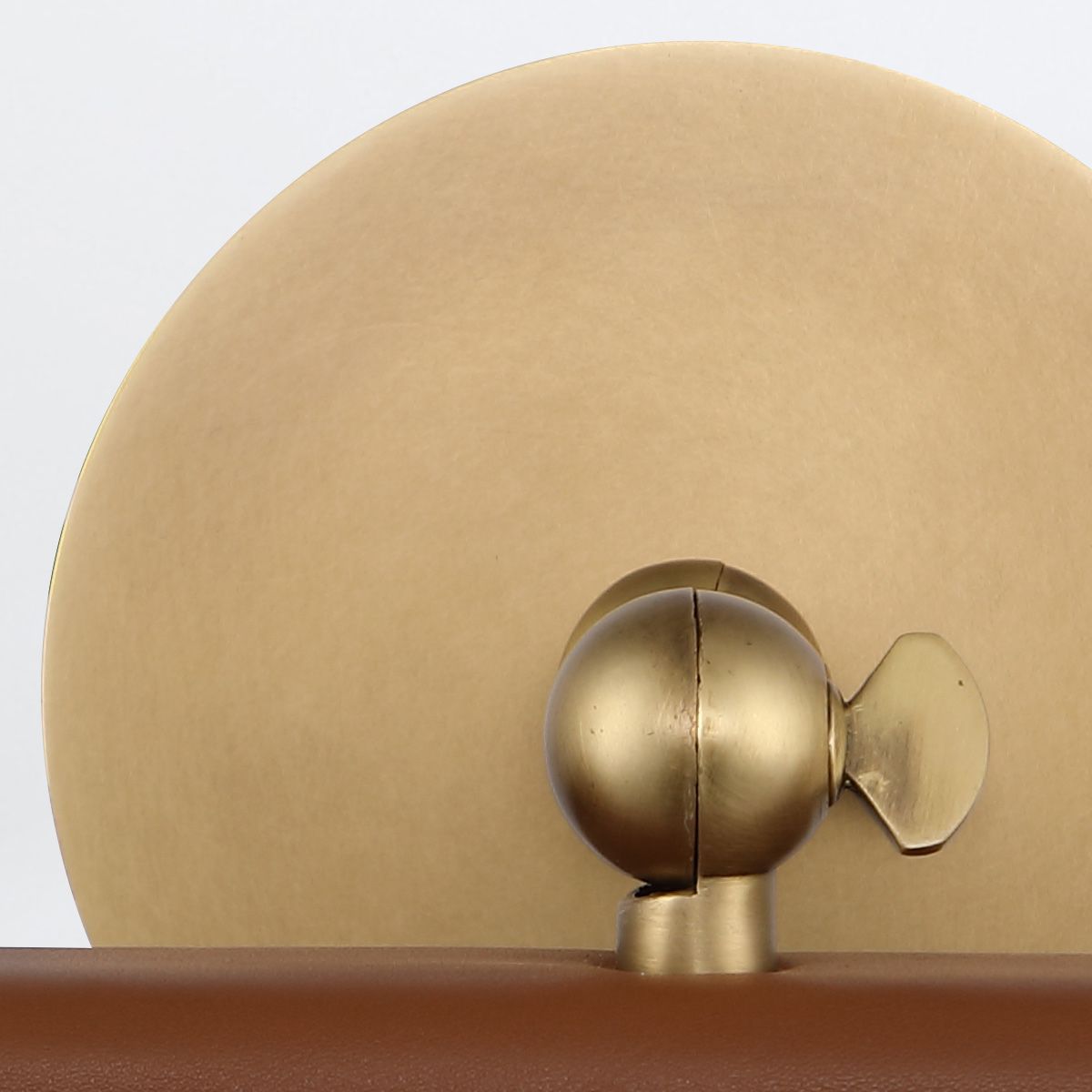 Quintiesse Valise Small LED Picture Light - Vintage Brass & Cognac Leather